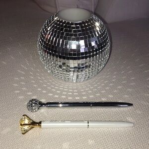 Glam Silver DISCO BALL Mosaic Pen Holder with 2 pens NWOT